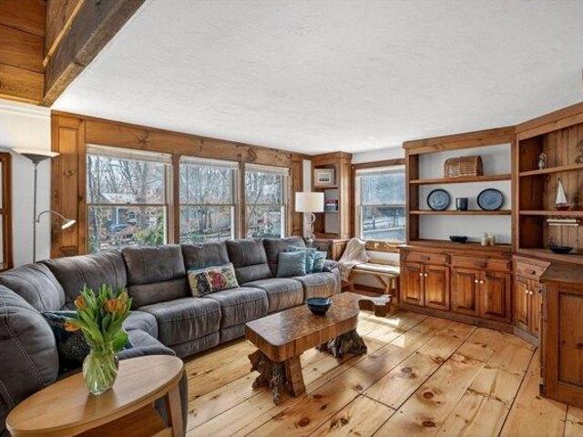 house with 4 bedroom, Wellfleet MA ES104947161