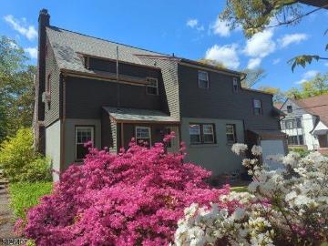 house with 4 bedroom, West Orange NJ ES103437245