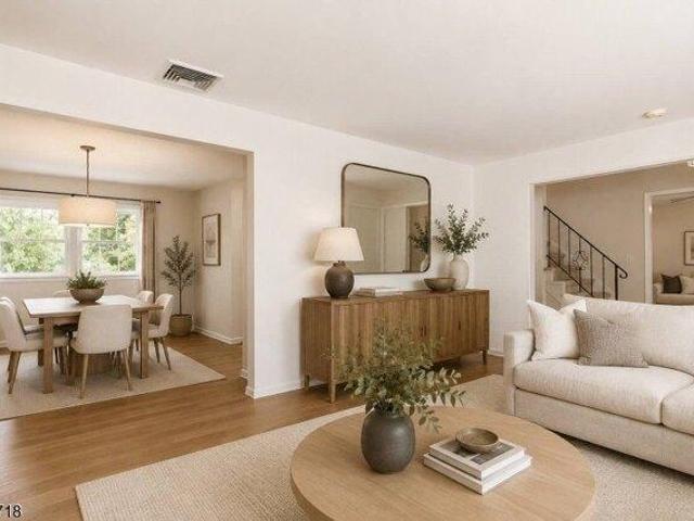 house with 4 bedroom, West Orange NJ ES105721560