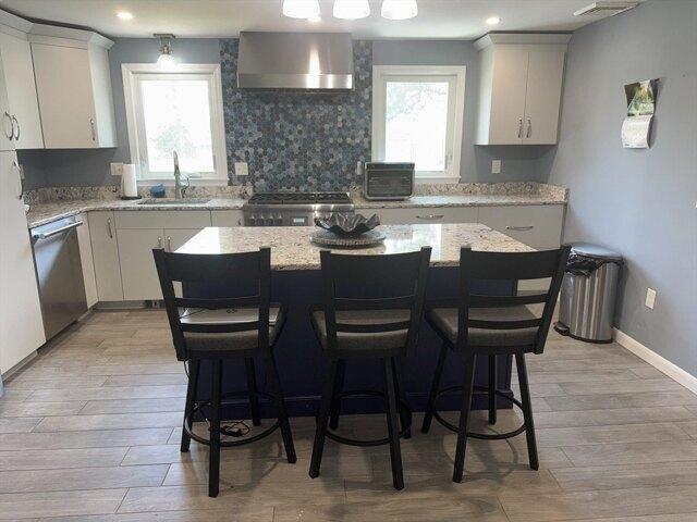 house with 4 bedroom, West Bridgewater MA ES105561632
