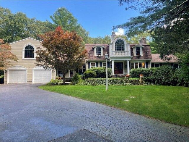 house with 4 bedroom, West Greenwich RI ES105609700
