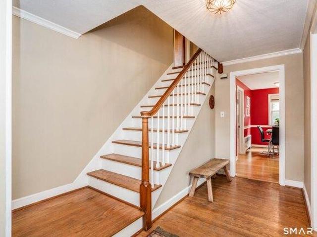 house with 4 bedroom, West Hartford CT ES105415392