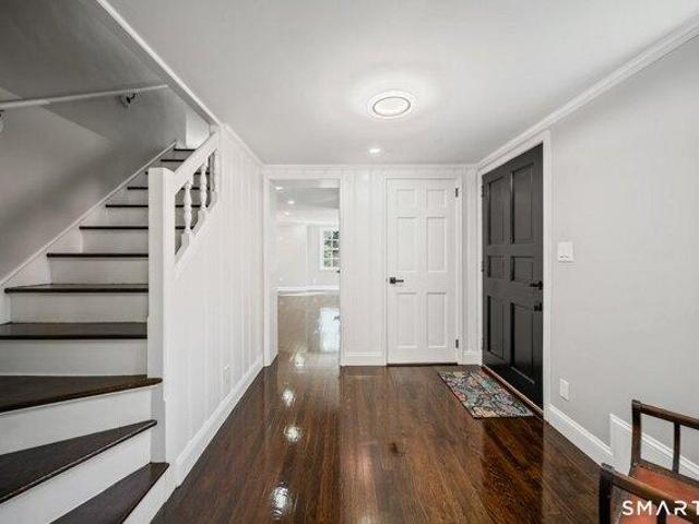house with 4 bedroom, West Hartford CT ES105535980