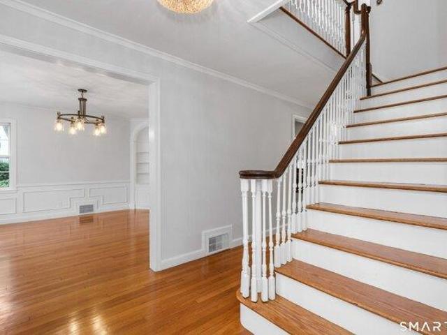 house with 4 bedroom, West Hartford CT ES105631357