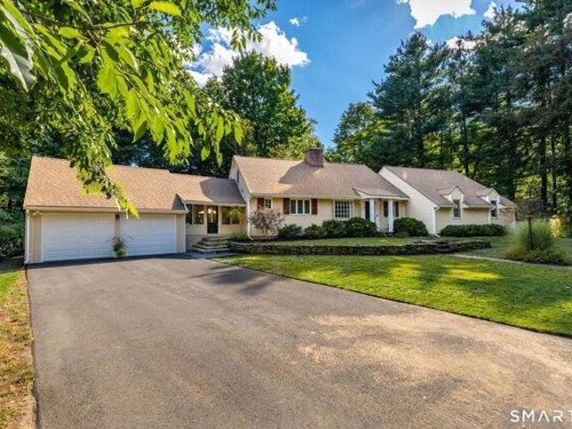 house with 4 bedroom, West Hartford CT ES105651298