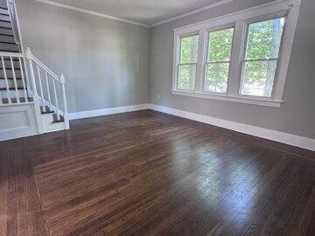 house with 4 bedroom, West Haven CT ES105425270