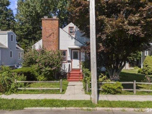 house with 4 bedroom, West Haven CT ES105513450