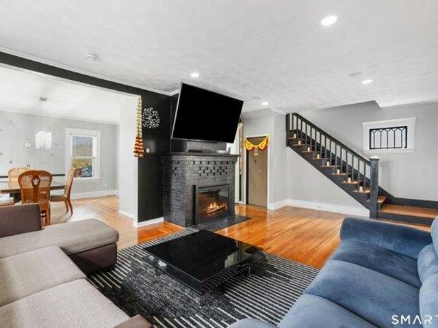 house with 4 bedroom, West Haven CT ES105561274