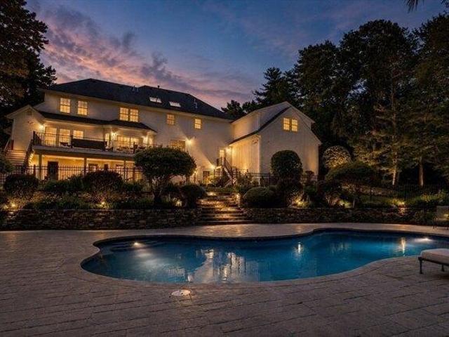 house with 4 bedroom, Westborough MA ES104444587