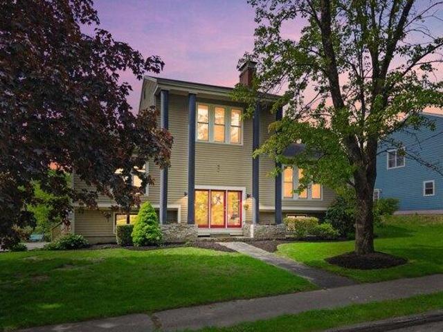 house with 4 bedroom, Westbrook ME ES105658952
