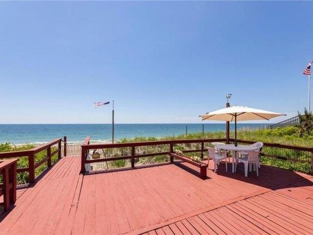 house with 4 bedroom, Westerly RI ES105515101