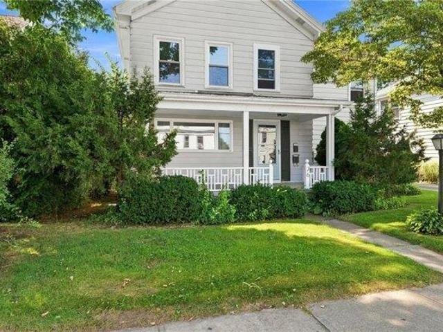house with 4 bedroom, Westerly RI ES105613767