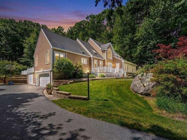house with 4 bedroom, Westford MA ES105498043