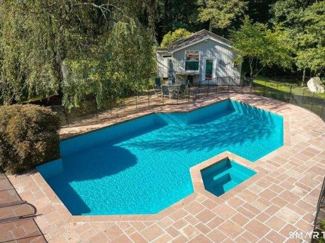 house with 4 bedroom, Weston CT ES105557995