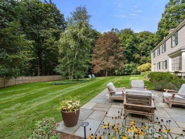 house with 4 bedroom, Weston MA ES105562149