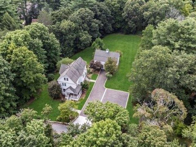 house with 4 bedroom, Weston MA ES105579523