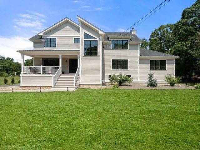 house with 4 bedroom, Westwood MA ES105477066