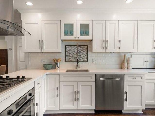 house with 4 bedroom, Westwood MA ES105512444