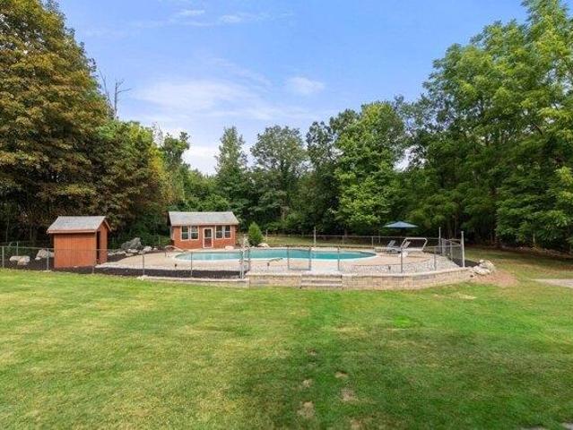 house with 4 bedroom, Westwood MA ES106052004