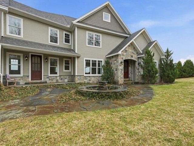 house with 4 bedroom, Whately MA ES104570233