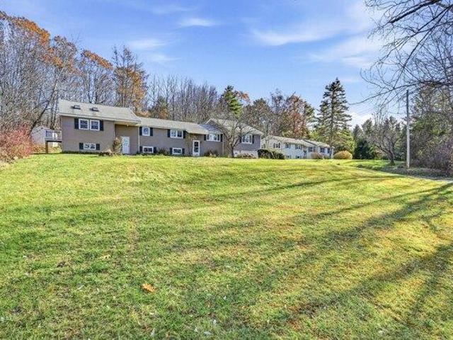house with 4 bedroom, Winthrop ME ES104810180