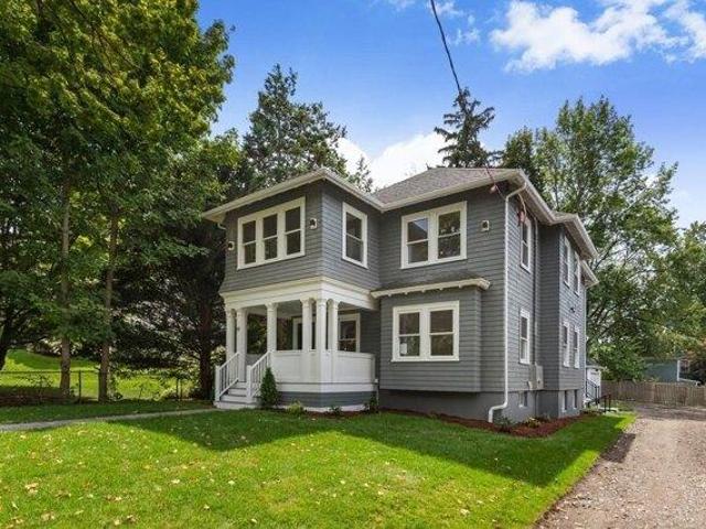 house with 4 bedroom, Winchester MA ES105629137