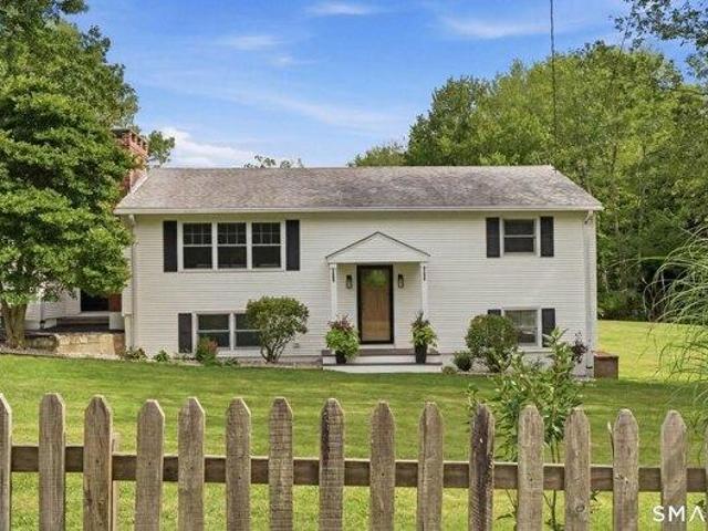 house with 4 bedroom, Windham CT ES104331846