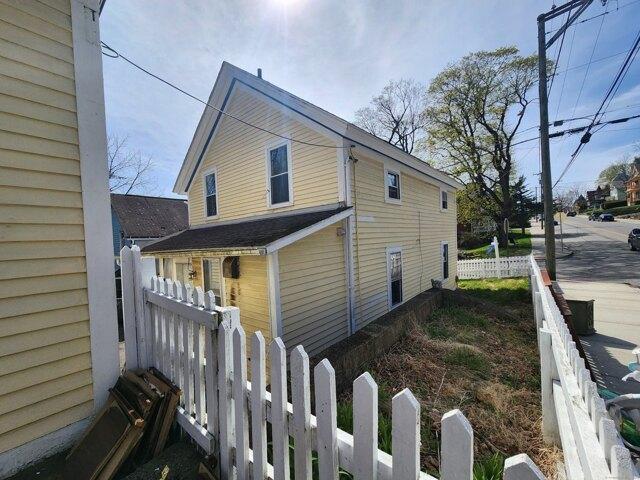 house with 4 bedroom, Windham CT ES105693754