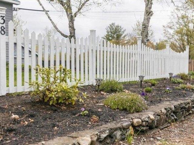house with 4 bedroom, Wilton ME ES105534157