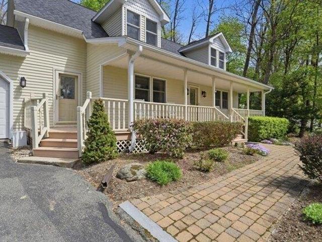 house with 4 bedroom, Wilbraham MA ES104608164