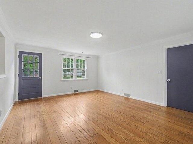 house with 4 bedroom, Wilbraham MA ES105352946