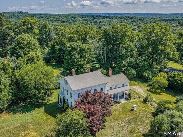 house with 4 bedroom, Willington CT ES105116129