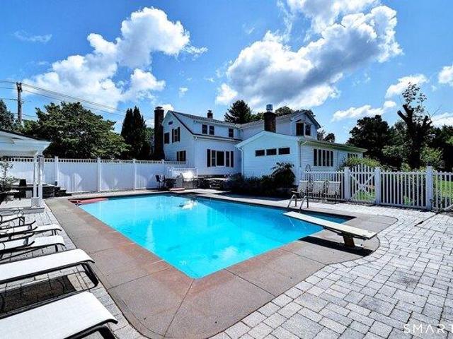 house with 4 bedroom, Willington CT ES105659998