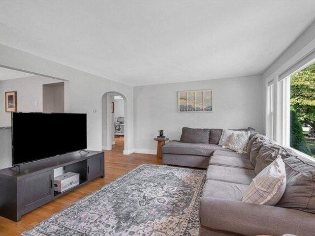 house with 4 bedroom, Wilmington MA ES105386555