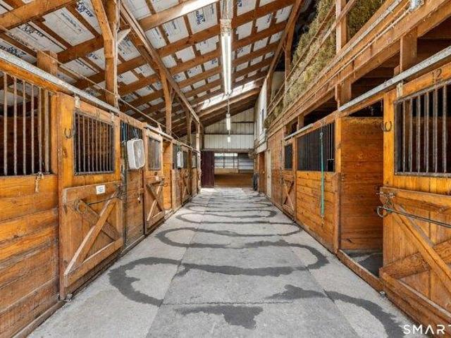 house with 4 bedroom, Woodbury CT ES105478031