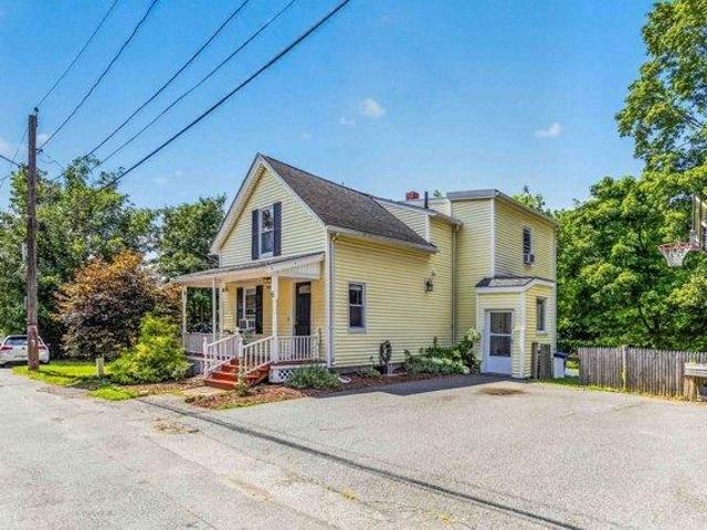 house with 4 bedroom, Woburn MA ES105416742
