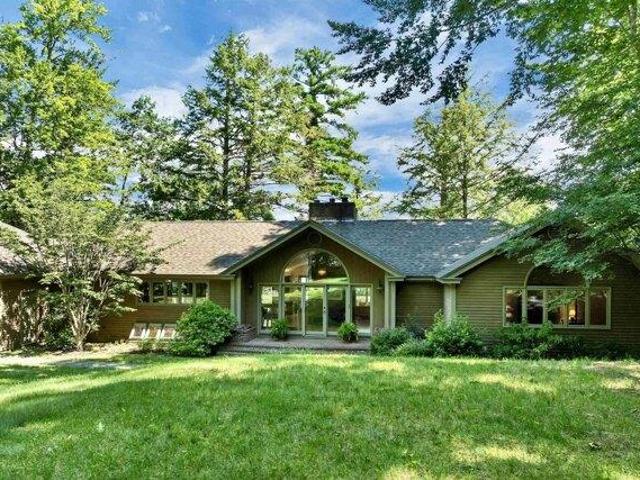 house with 4 bedroom, Wolfeboro NH ES105512710