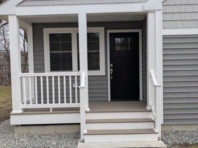 house with 4 bedroom, Worcester MA ES104541853