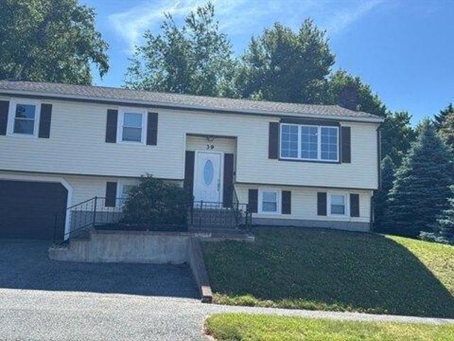 house with 4 bedroom, Worcester MA ES104570446