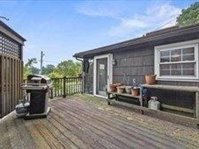 house with 4 bedroom, Worcester MA ES104329574
