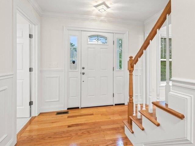 house with 4 bedroom, Worcester MA ES105475839