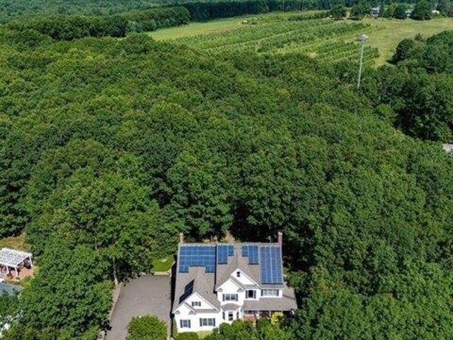 house with 4 bedroom, Wrentham MA ES105535436
