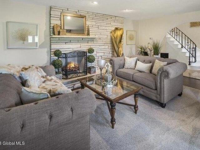 house with 4 bedroom, Wynantskill NY ES105290915