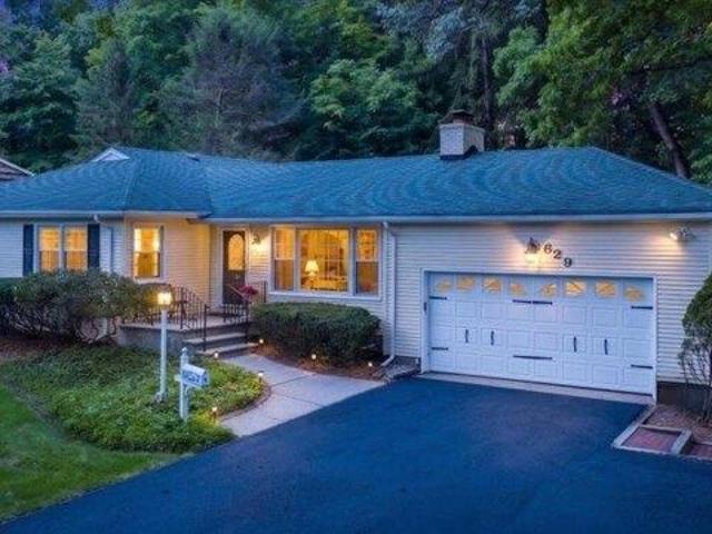 house with 4 bedroom, Wyckoff NJ ES105659796