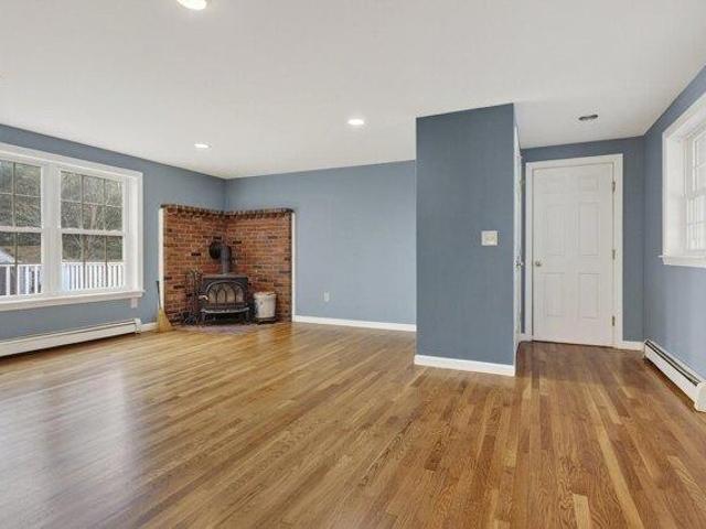 house with 4 bedroom, Yarmouth ME ES104352601