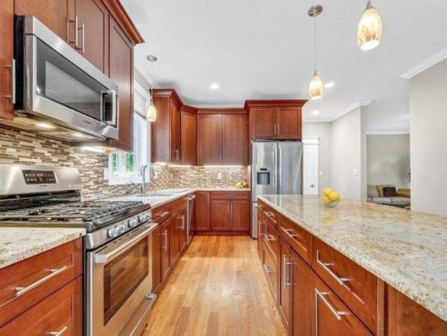 house with 4 bedroom, Acton MA ES105560777