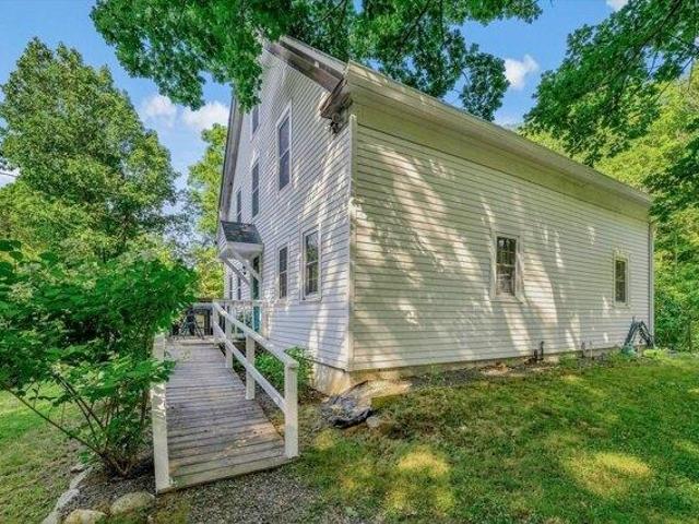 house with 4 bedroom, Acworth NH ES105477746