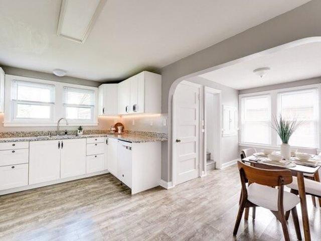 house with 4 bedroom, Agawam MA ES105426916