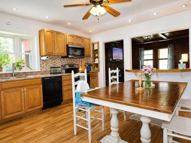 house with 4 bedroom, Agawam MA ES105341454