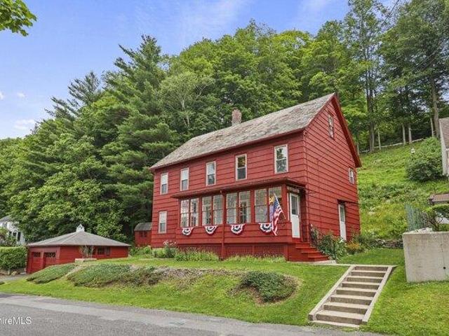 house with 4 bedroom, Adams MA ES104849542